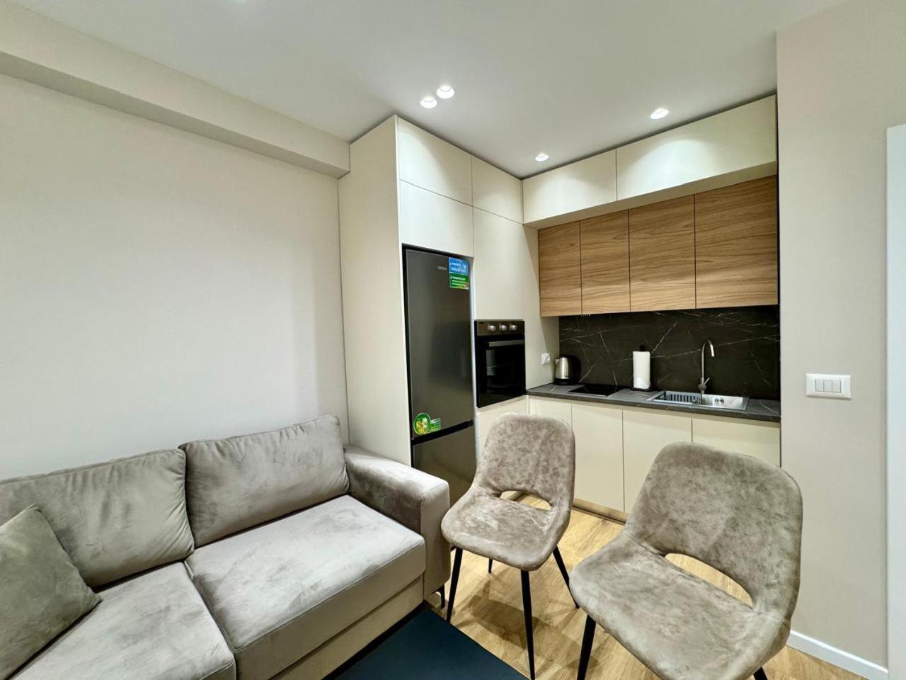 E&R Apartments At Myslym Shyri Tirana Exterior foto
