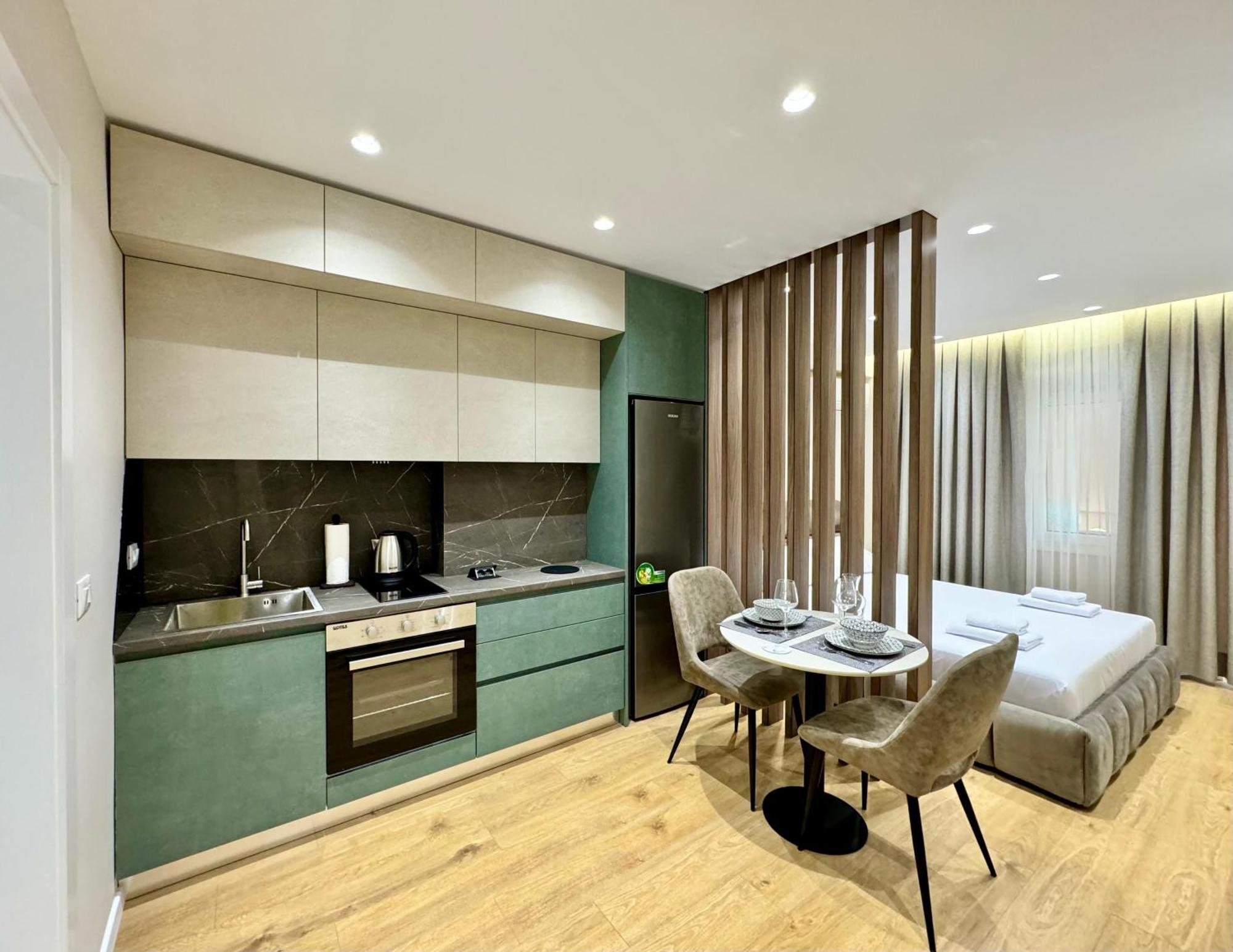 E&R Apartments At Myslym Shyri Tirana Exterior foto